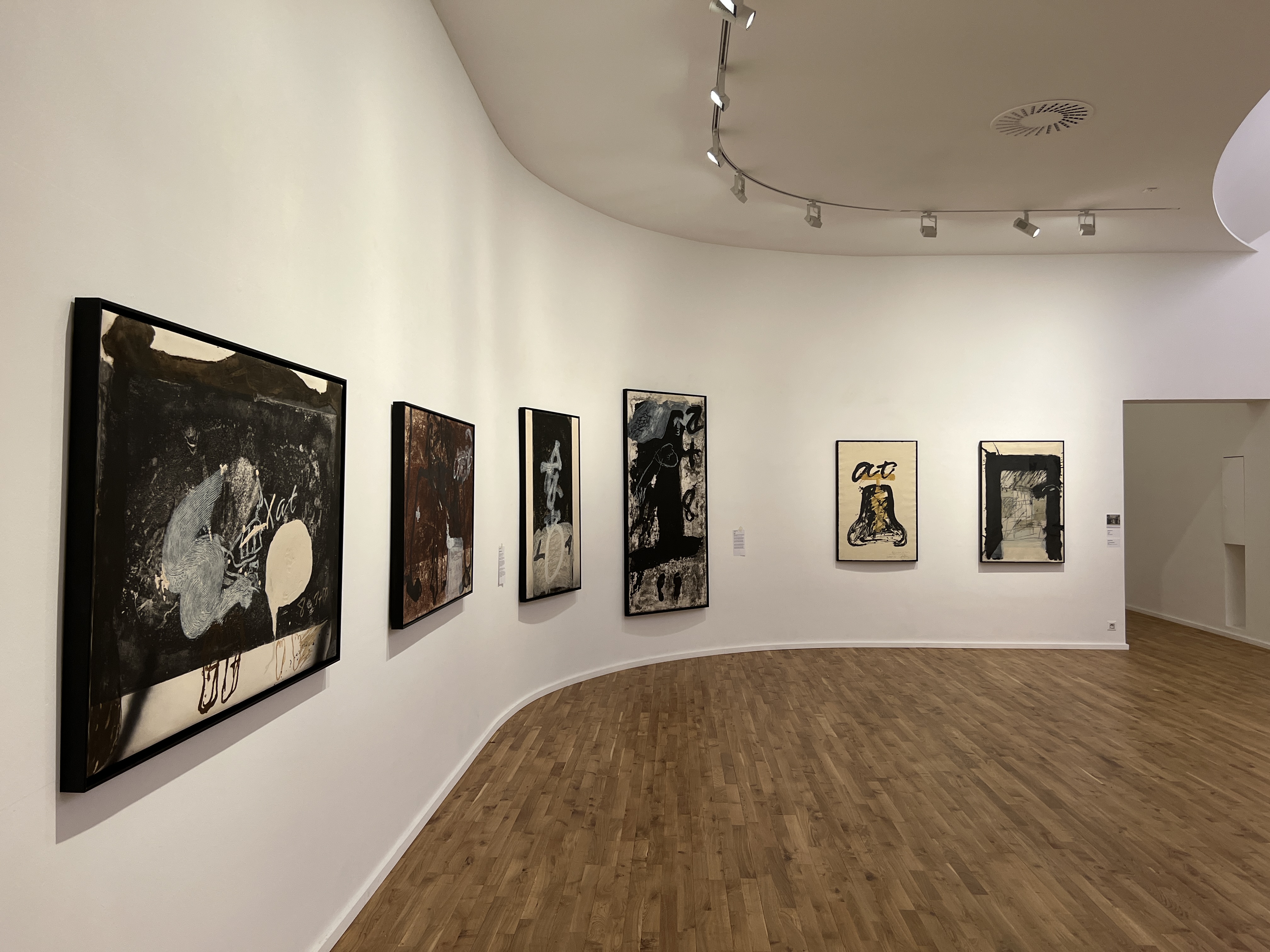 Nouvel accrochage Antoni Tàpies, au musée Céret